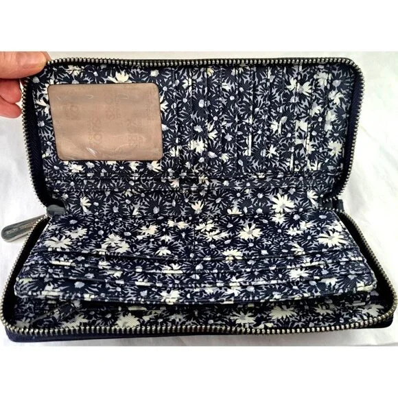 Michael Kors Women's Jet Set Saffiano Leather Blue Zip Closure Wristlet Wallet - Picture 5 of 7